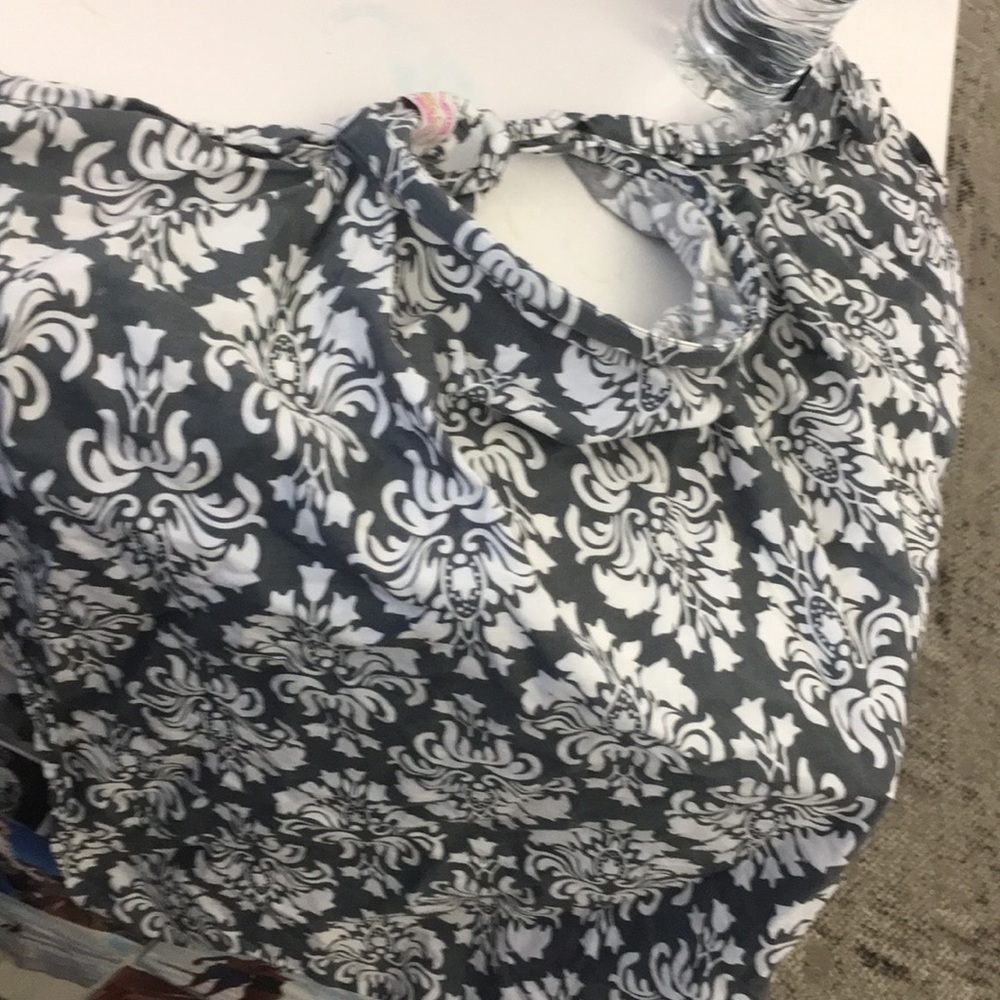 Breastfeeding cover